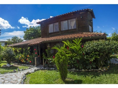 Casa de campo de alto standing de 3 dormitorios en alquiler Ibagué, Colombia