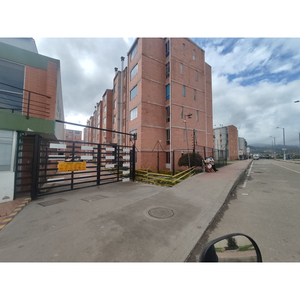 Hermoso Apartamento Soacha, Colombia (13048717895)