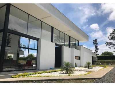 Exclusivo hotel de 2500 m2 en alquiler Pereira, Colombia