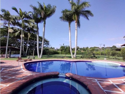 Hotel con encanto de 6000 m2 en alquiler Pereira, Colombia