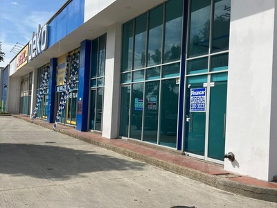 Local comercial en arriendo en La Concepción