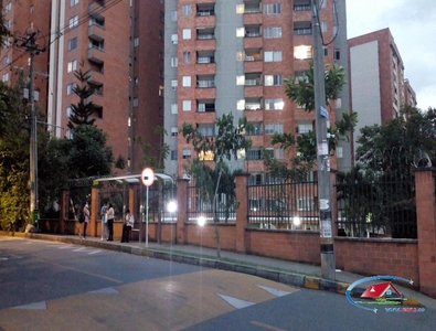 Apartamento en Venta Loma de los Bernal Medellin