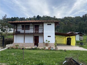 Casa en Arriendo, Santa Elena