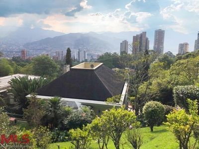 Casa en Medellín, Prado, 239897