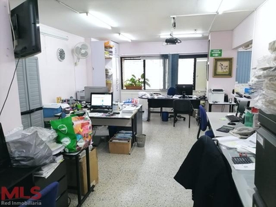 Oficina en Medellín, La Aguacatala, 240636