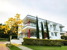 Casa de campo de alto standing de 5 dormitorios en venta La Estrella, Colombia