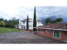 Casa de campo de alto standing de 5890 m2 en venta Copacabana, Departamento de Antioquia