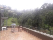 Vivienda de alto standing de 1555 m2 en venta La Calera, Cundinamarca