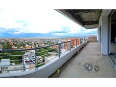 Vivienda de alto standing de 505 m2 en venta Cali, Departamento del Valle del Cauca