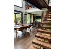 Vivienda exclusiva de 2500 m2 en venta Envigado, Departamento de Antioquia