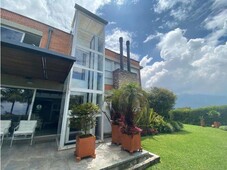 Vivienda exclusiva de 4000 m2 en venta Envigado, Colombia