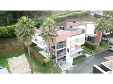 Vivienda exclusiva de 528 m2 en venta Sabaneta, Colombia