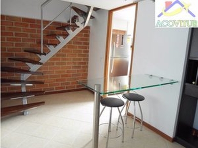 Alquiler apartamento aguacatala código 330944 - Medellín