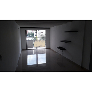 Venta De Apartamento Prados Del Norte, Norte De Cali, 8205.