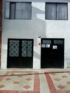 Oportunidad casa bien ubicada para montar negocio - Bogotá