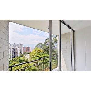 Venta De Apartamento En Medellin, En Bosques De San Diego, Parqueadero Privado, Cerca Av. Las Palmas