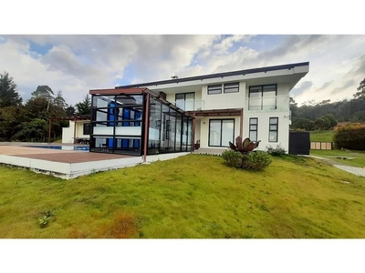 Casa de campo de alto standing de 9800 m2 en venta Rionegro, Colombia