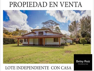 Casa Campestre en Venta Sector Club llano grande Rionegro