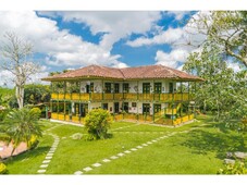 Exclusivo hotel de 12800 m2 en venta Montenegro, Colombia