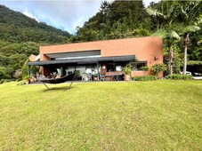 Vivienda exclusiva de 6221 m2 en venta Envigado, Departamento de Antioquia