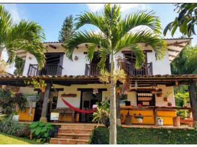 Casa de campo de alto standing de 7 dormitorios en venta Cali, Colombia