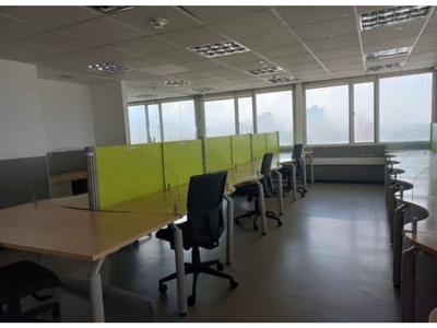 Exclusiva oficina de 417 mq en alquiler - Santafe de Bogotá, Colombia