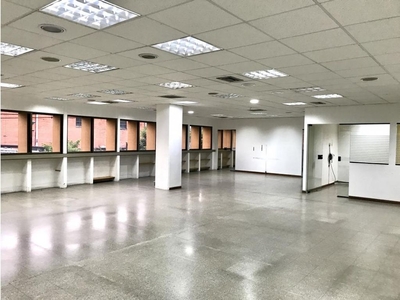 Exclusiva oficina de 505 mq en alquiler - Medellín, Departamento de Antioquia