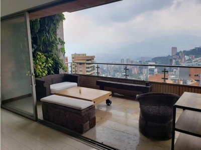 Piso de alto standing de 365 m2 en alquiler en Medellín, Colombia