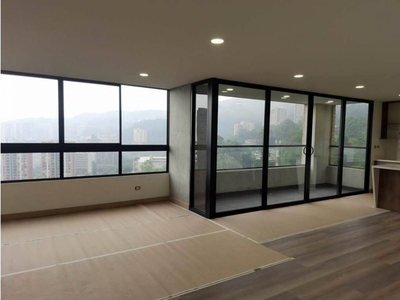 Piso de lujo de 198 m2 en alquiler en Medellín, Colombia