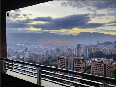 Piso exclusivo de 220 m2 en alquiler en Medellín, Colombia