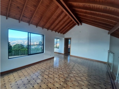 Vivienda de lujo de 250 m2 en alquiler Envigado, Departamento de Antioquia