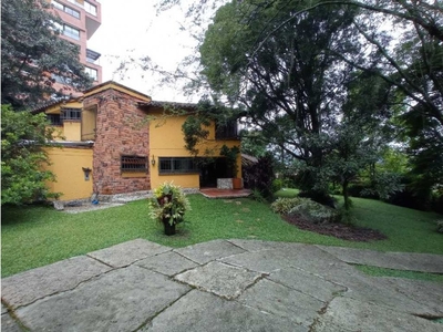 Vivienda exclusiva de 500 m2 en alquiler Envigado, Departamento de Antioquia