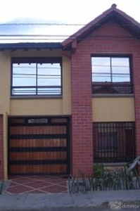 Casa en villas del rosal - Ríonegro