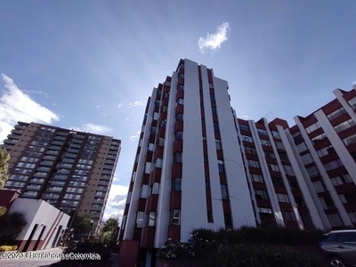 Apartamento (Duplex) en Venta en La Calleja, Usaquen, Bogota D.C.