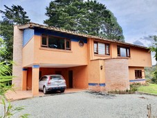 Vivienda exclusiva de 2400 m2 en venta Envigado, Colombia