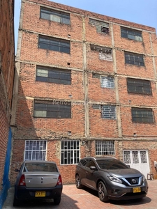 Edificio de Apartamentos en Venta, LUCERO BAJO