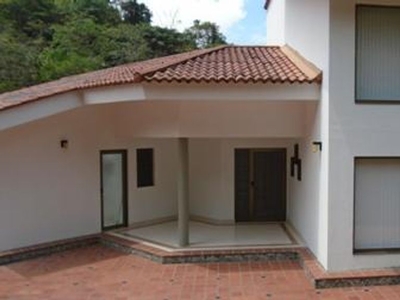 Casa de campo de alto standing de 4 dormitorios en venta Manizales, Colombia