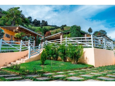 Cortijo de alto standing de 32000 m2 en venta Yumbo, Departamento del Valle del Cauca