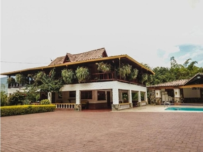 Exclusivo hotel en alquiler Girardota, Colombia