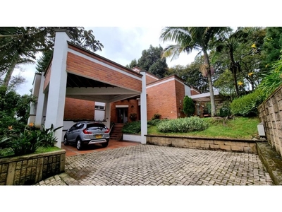 Vivienda de alto standing de 1000 m2 en venta Envigado, Departamento de Antioquia