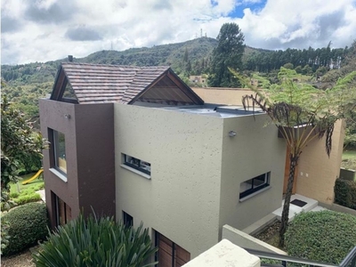 Vivienda de lujo de 1179 m2 en venta La Calera, Cundinamarca