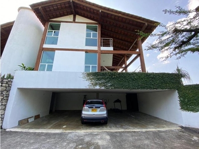 Vivienda exclusiva de 1578 m2 en venta Cali, Departamento del Valle del Cauca