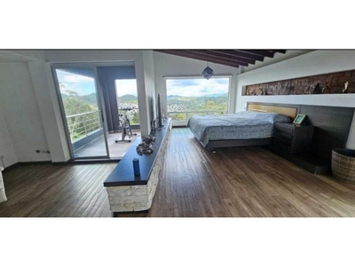 Vivienda exclusiva de 1800 m2 en venta Envigado, Colombia