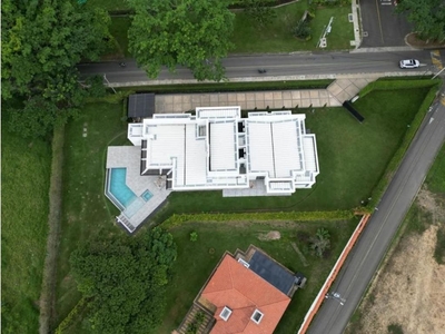 Casa de campo de alto standing de 4 dormitorios en alquiler Pereira, Departamento de Risaralda