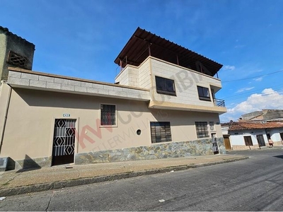 Casa en arriendo en Miraflores