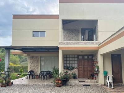 Casa en venta en El Carmen, El Carmen De Viboral, Antioquia