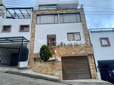 Casa en Venta, Los Sauces