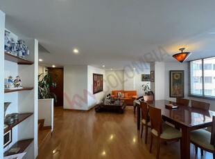 Apartamento Duplex Exterior con Vista al Occidente de Bogotá para Venta en Chapinero