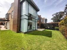 Vivienda de alto standing de 273 m2 en venta Santafe de Bogotá, Bogotá D.C.