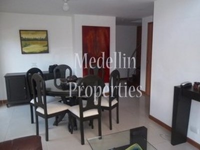 Apartamentos Amoblados Para Alquilar en Medellin Código:4471 - Medellín